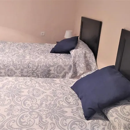 דירה Apartamento C&r